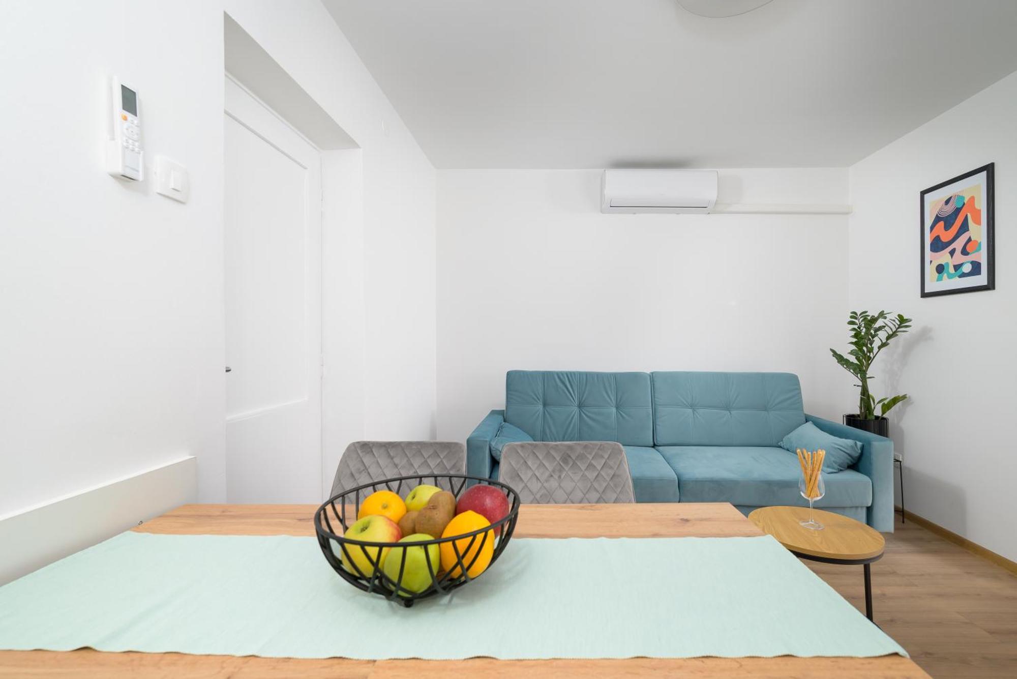 Apartment Pina Пореч Екстер'єр фото