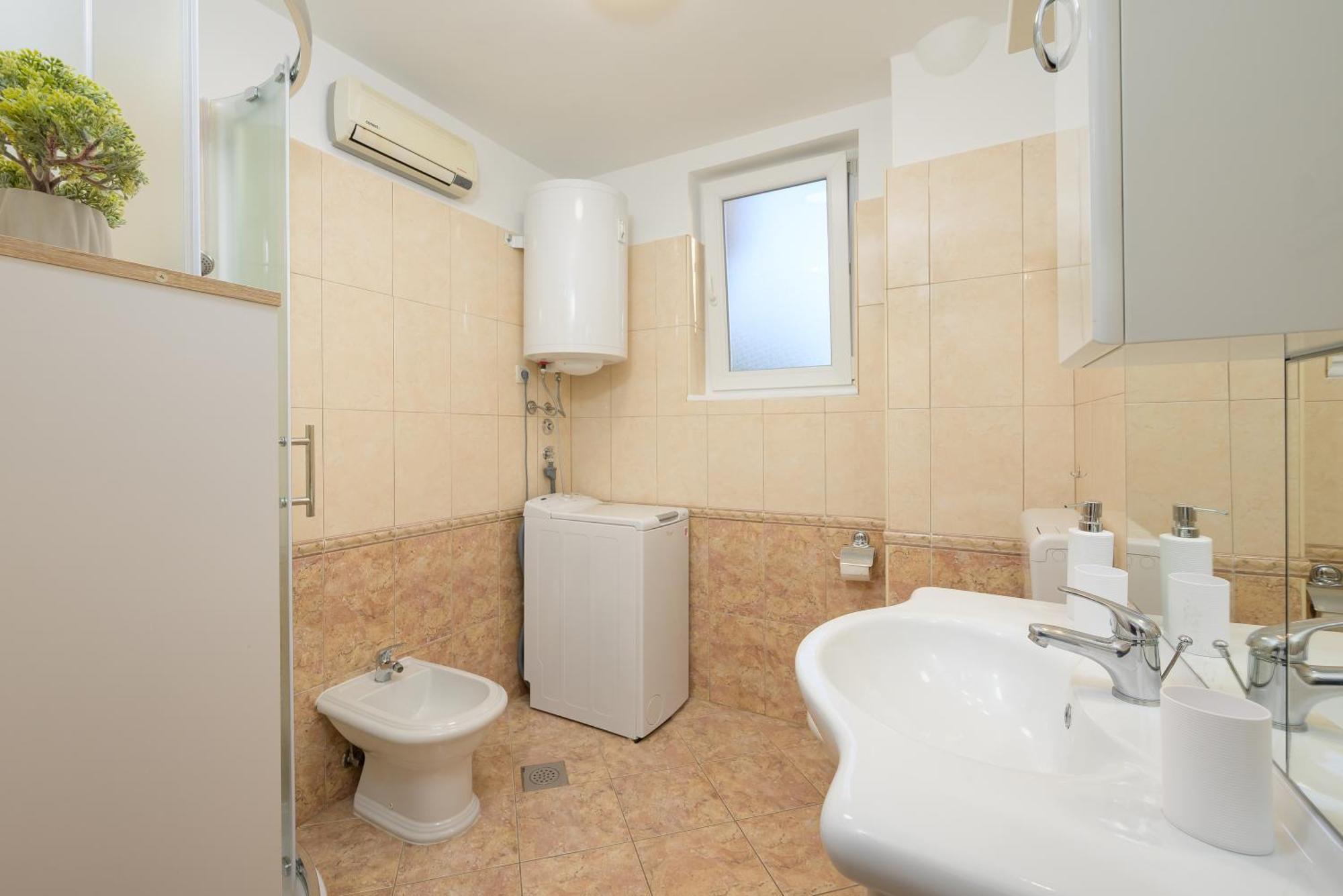 Apartment Pina Пореч Екстер'єр фото